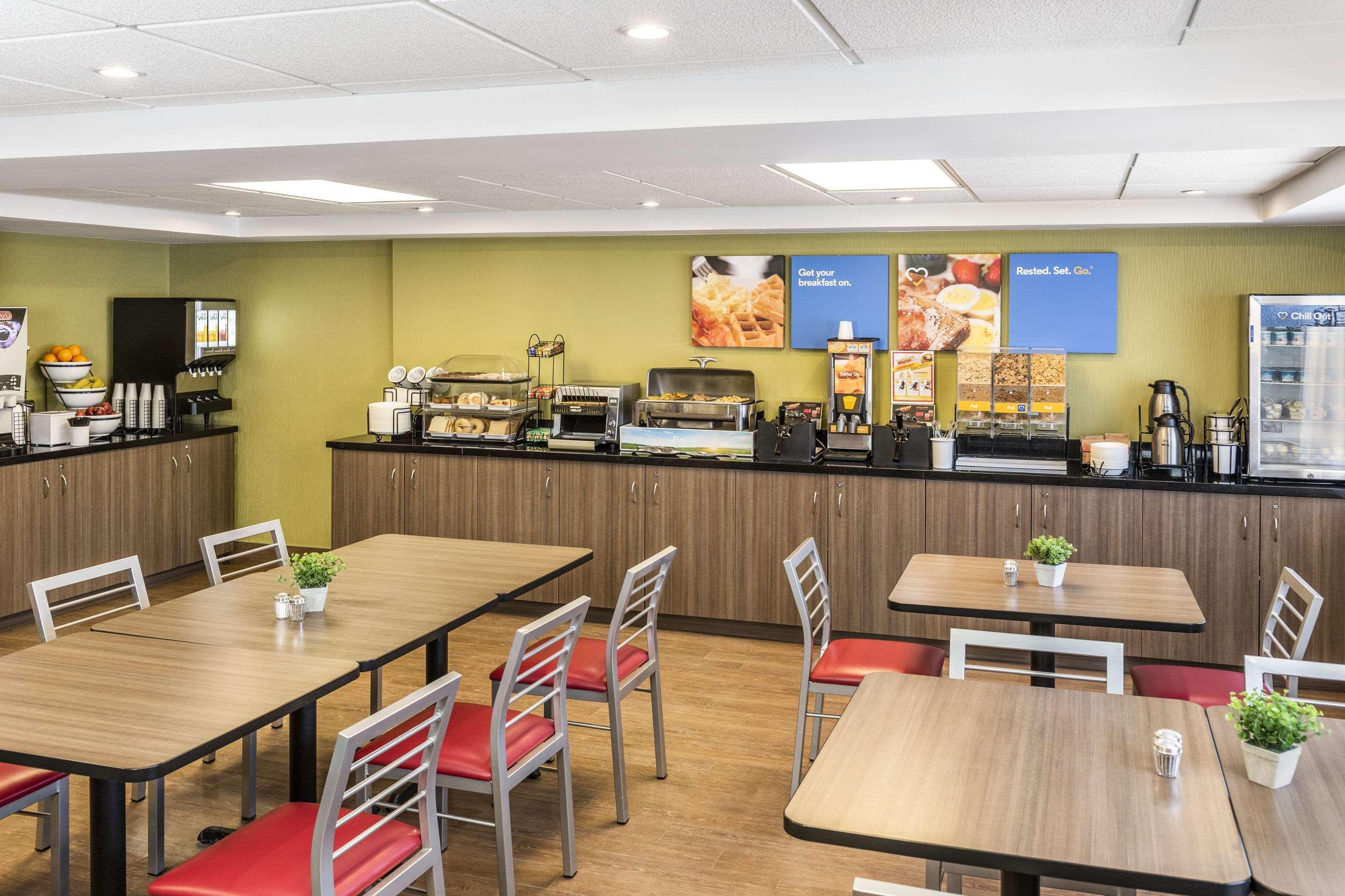 Comfort Inn Edmundston Bagian luar foto