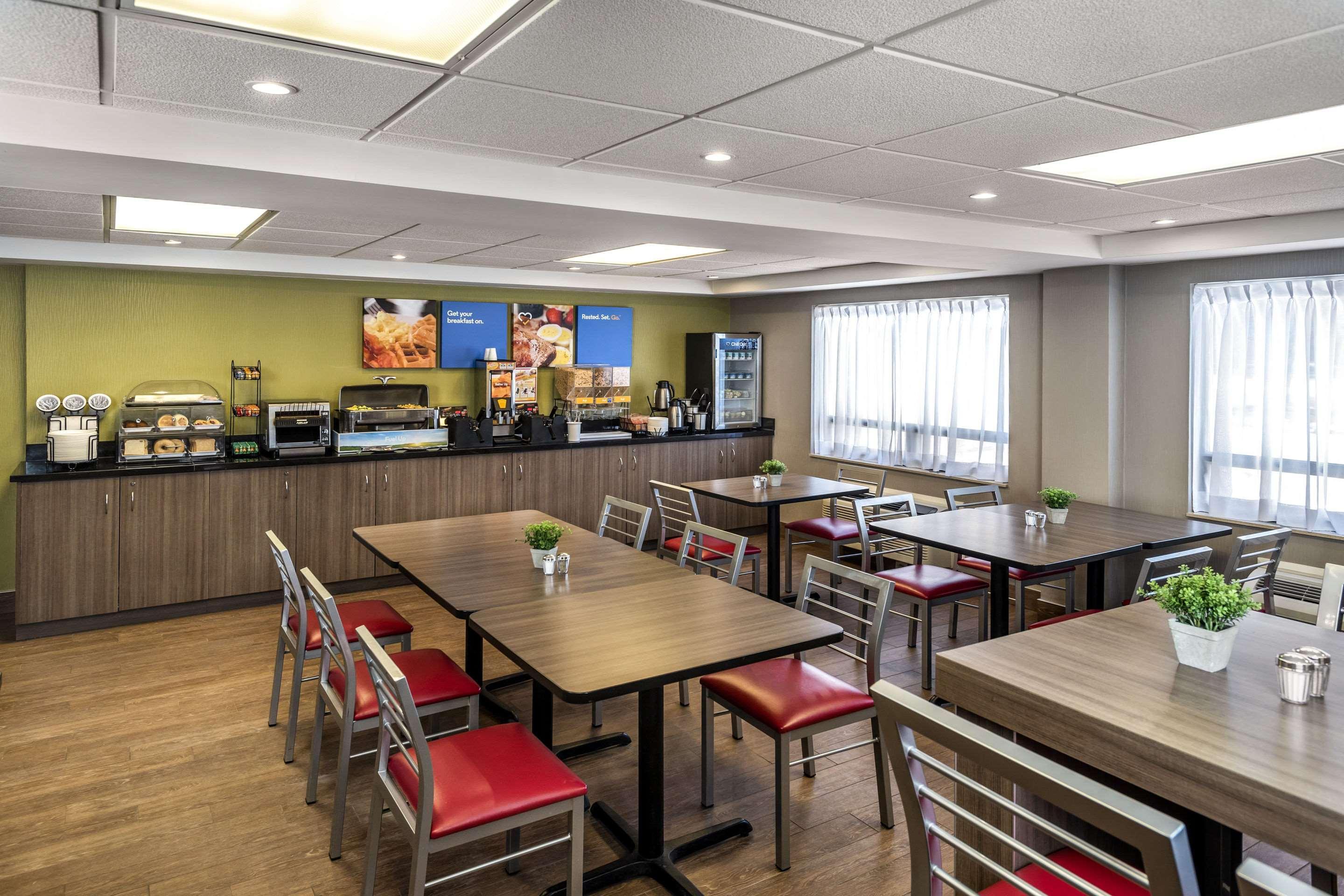 Comfort Inn Edmundston Bagian luar foto